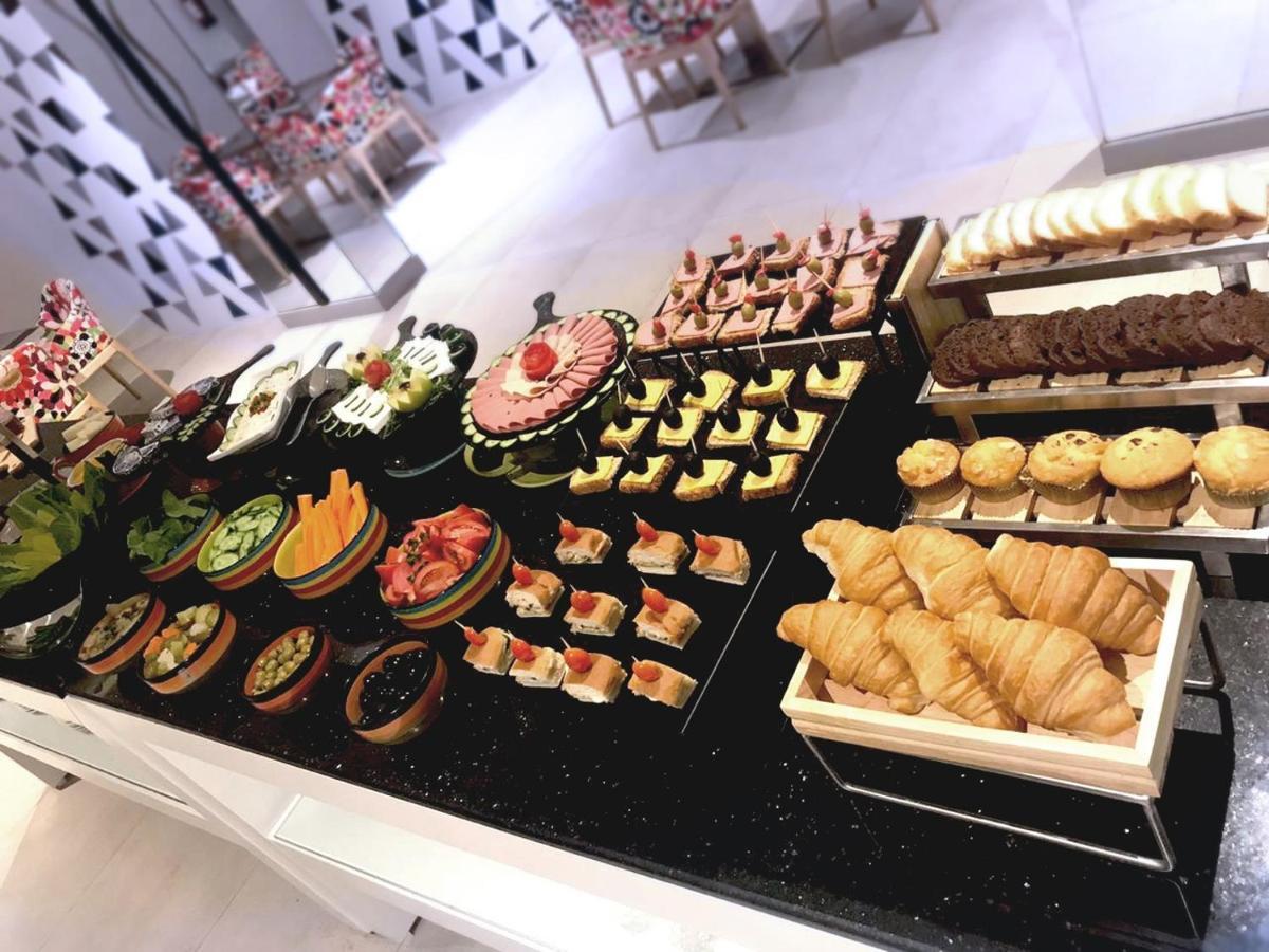 Ewaa Express Hotel - Buraydah 외부 사진